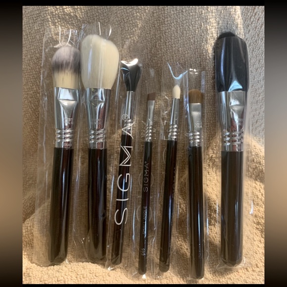 New 7 Basic Travel Brushes by Sigma - Picture 5 of 7